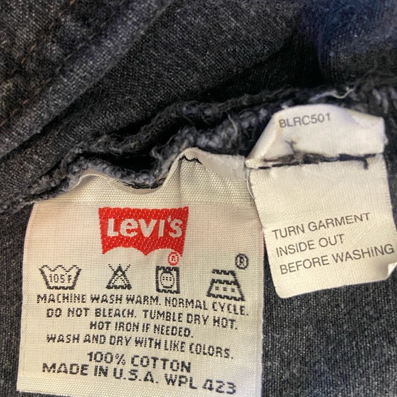 Vintage Black Levi’s 501 - Picture 8 of 10